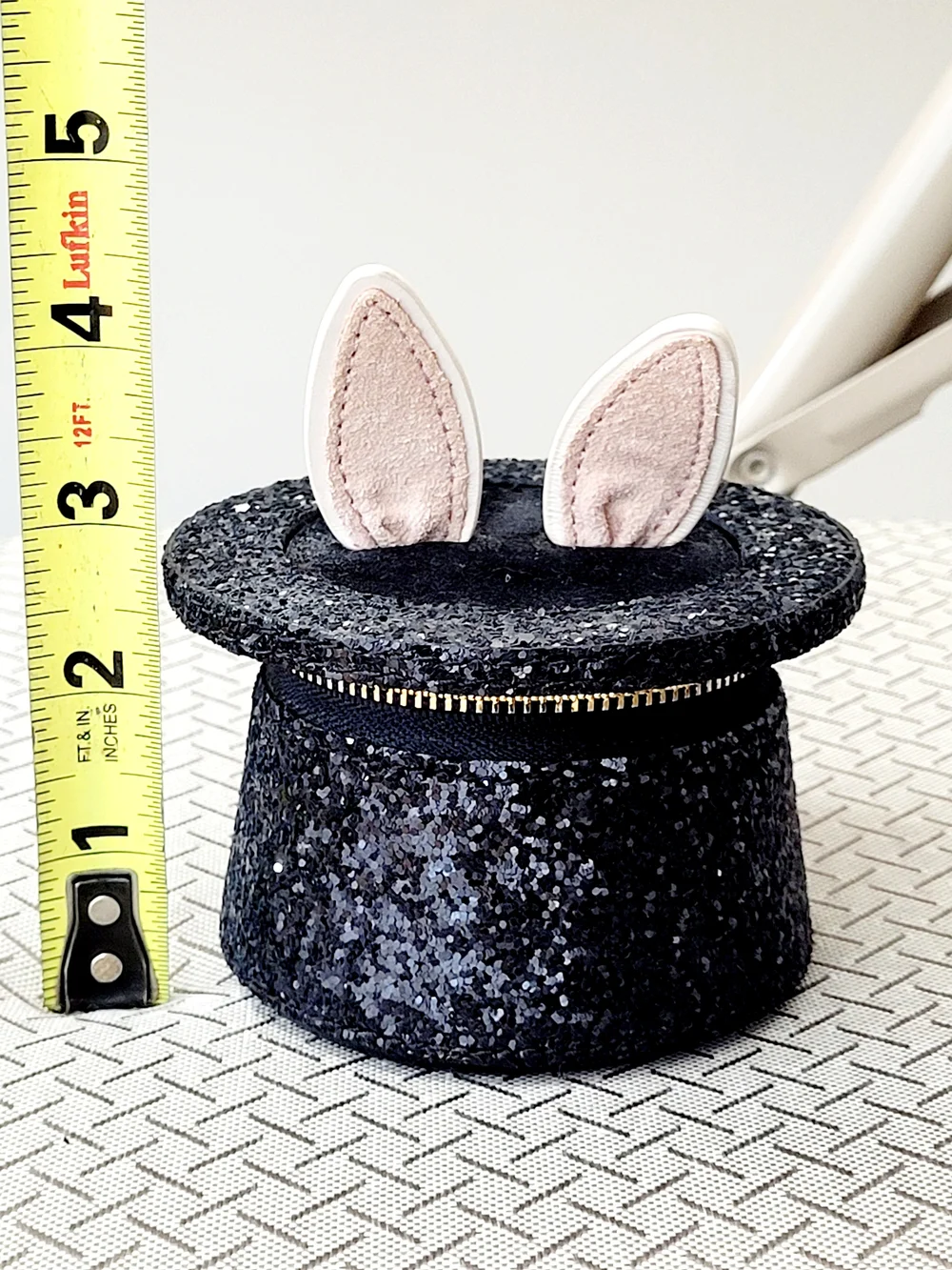 RARE KATE SPADE Make Magic Rabbit In Hat Novelty Collectible Coin Purse